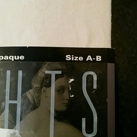 Opaque Tights - Picture 5 of 6